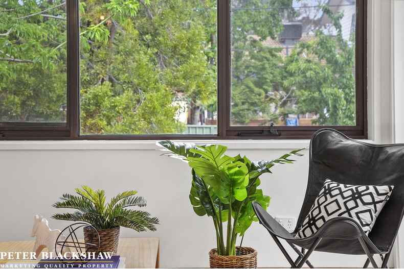 52 Alroy Circuit Hawker 52 Alroy Circuit Hawker