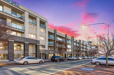 41/71 "Aspire" Giles Street Kingston