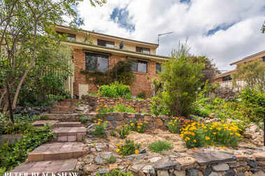 313 Bugden Avenue Fadden