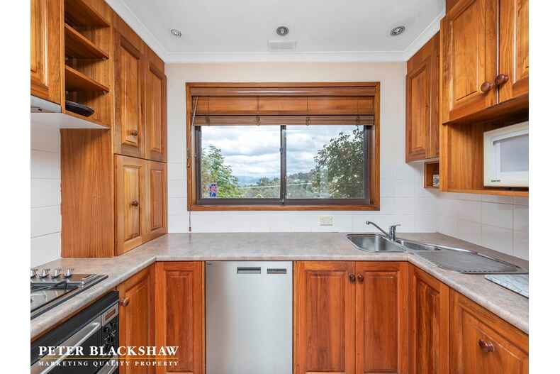 313 Bugden Avenue Fadden 313 Bugden Avenue Fadden