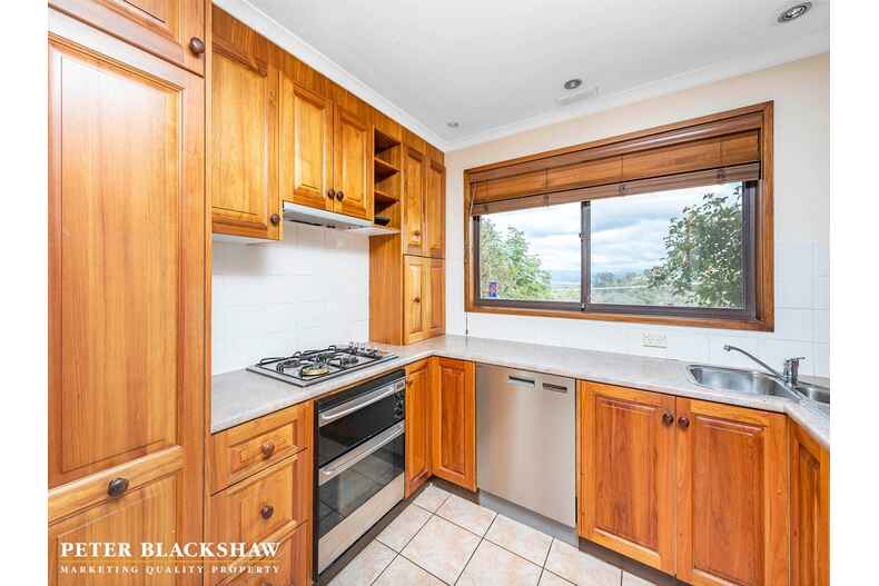 313 Bugden Avenue Fadden 313 Bugden Avenue Fadden