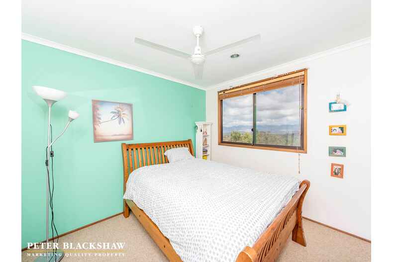 313 Bugden Avenue Fadden 313 Bugden Avenue Fadden