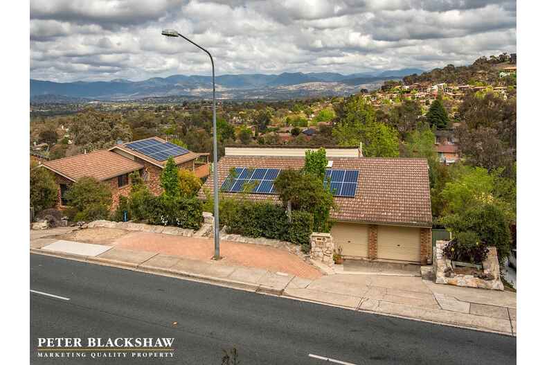 313 Bugden Avenue Fadden 313 Bugden Avenue Fadden