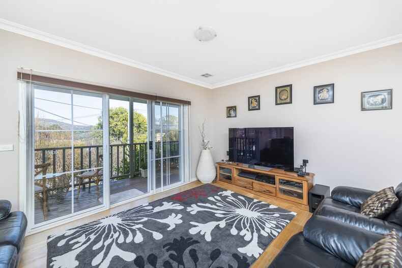 74 Fitchett Street Garran