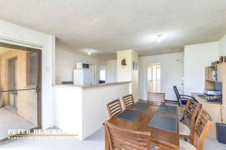 8/4 Heard Street Mawson