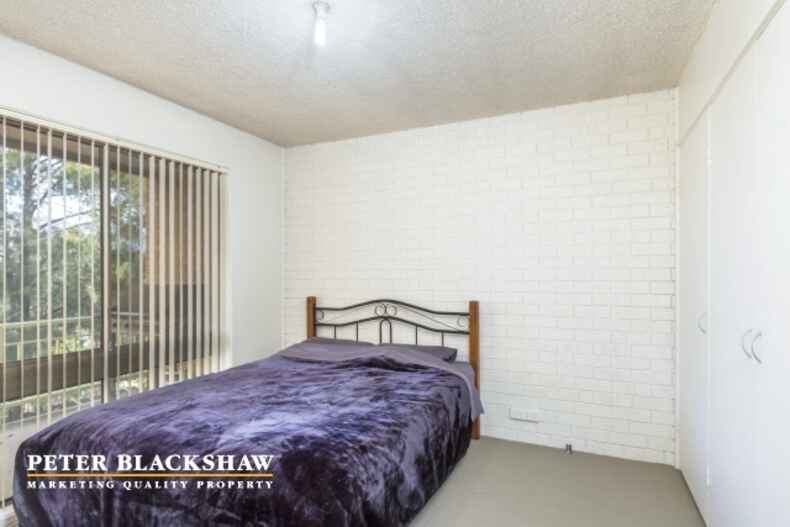 8/4 Heard Street Mawson