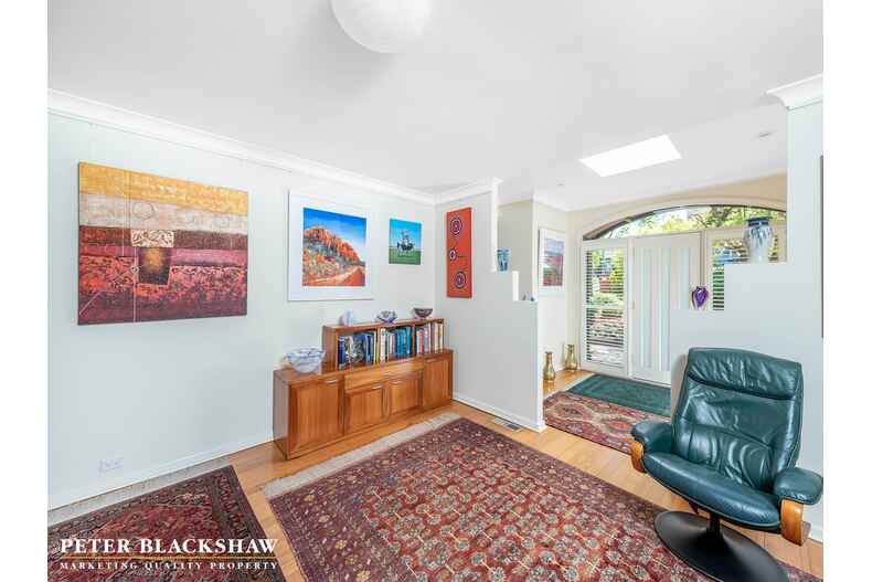 44 Fergusson Crescent Deakin 44 Fergusson Crescent Deakin