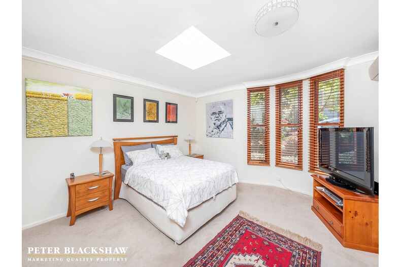 44 Fergusson Crescent Deakin 44 Fergusson Crescent Deakin