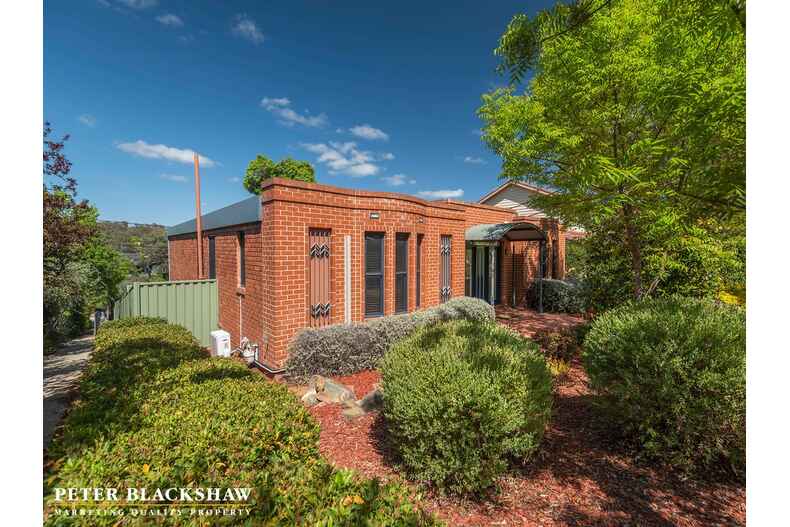 44 Fergusson Crescent Deakin 44 Fergusson Crescent Deakin