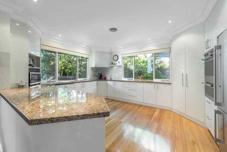 64 Banks Street Yarralumla 64 Banks Street Yarralumla