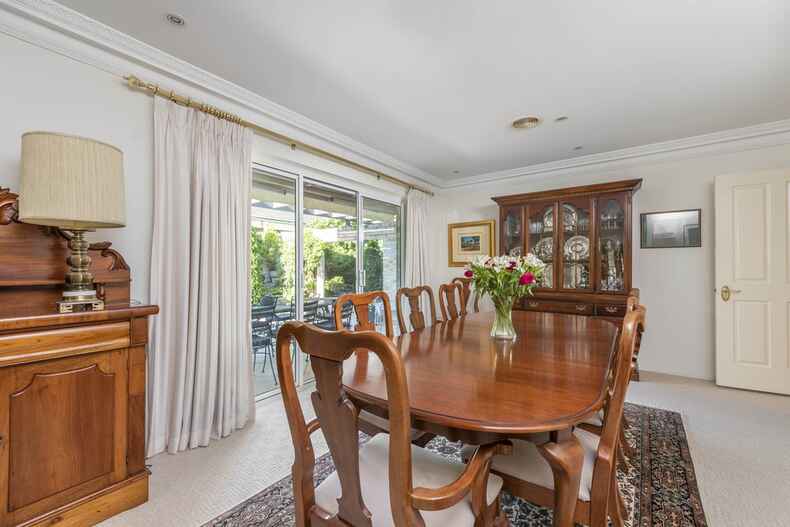 64 Banks Street Yarralumla 64 Banks Street Yarralumla