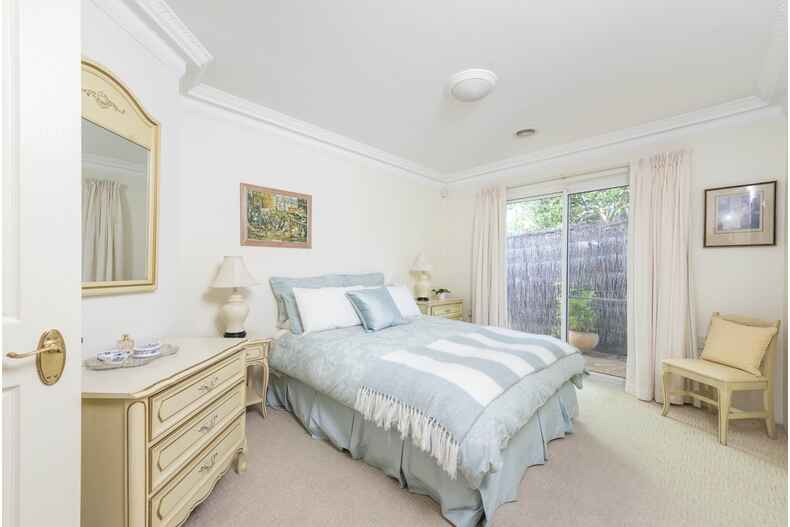 64 Banks Street Yarralumla 64 Banks Street Yarralumla