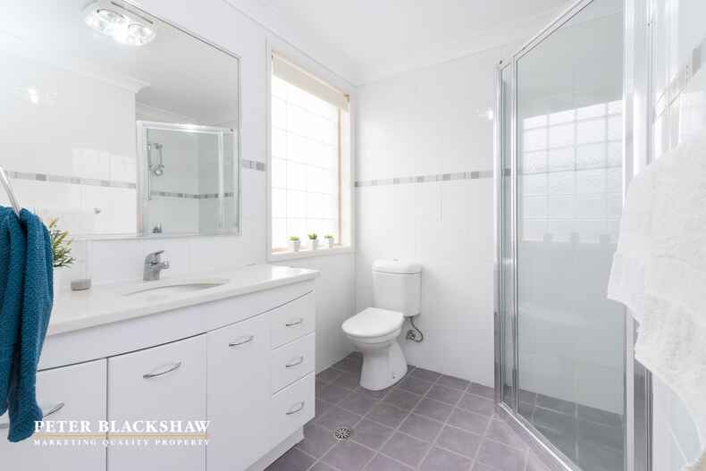 2 Florentine Circuit Kaleen 2 Florentine Circuit Kaleen