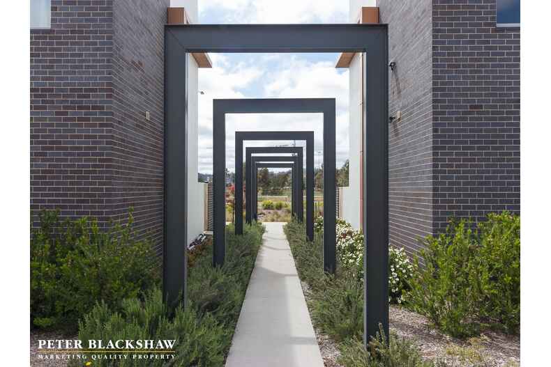 18/8 Henry Kendall Street Franklin 18/8 Henry Kendall Street Franklin