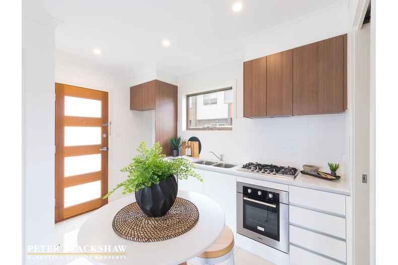 18/8 Henry Kendall Street Franklin 18/8 Henry Kendall Street Franklin