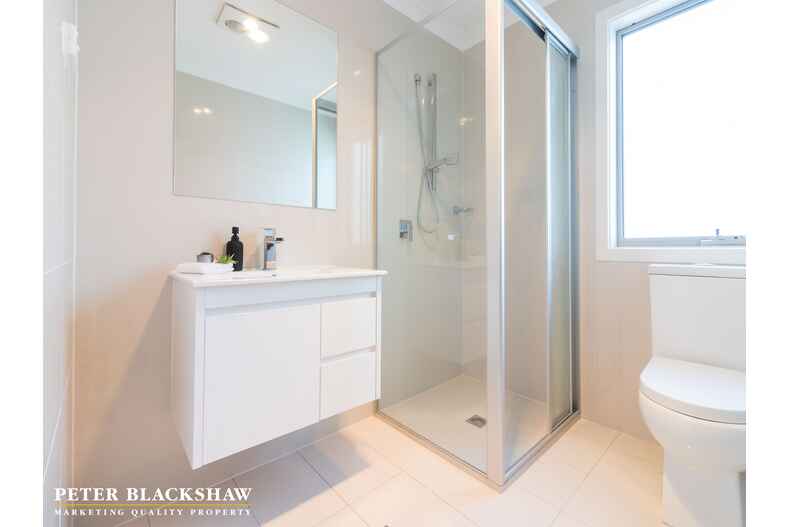 18/8 Henry Kendall Street Franklin 18/8 Henry Kendall Street Franklin