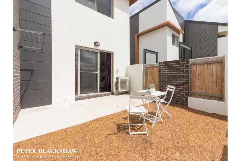 18/8 Henry Kendall Street Franklin 18/8 Henry Kendall Street Franklin