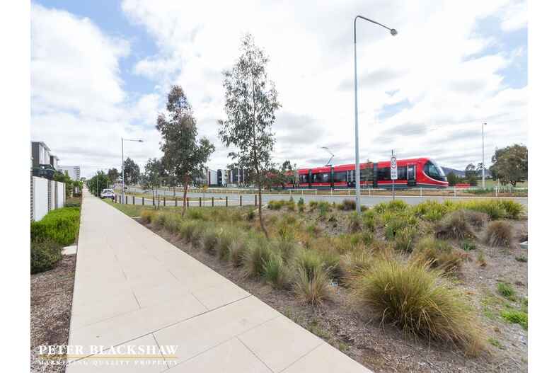 18/8 Henry Kendall Street Franklin 18/8 Henry Kendall Street Franklin