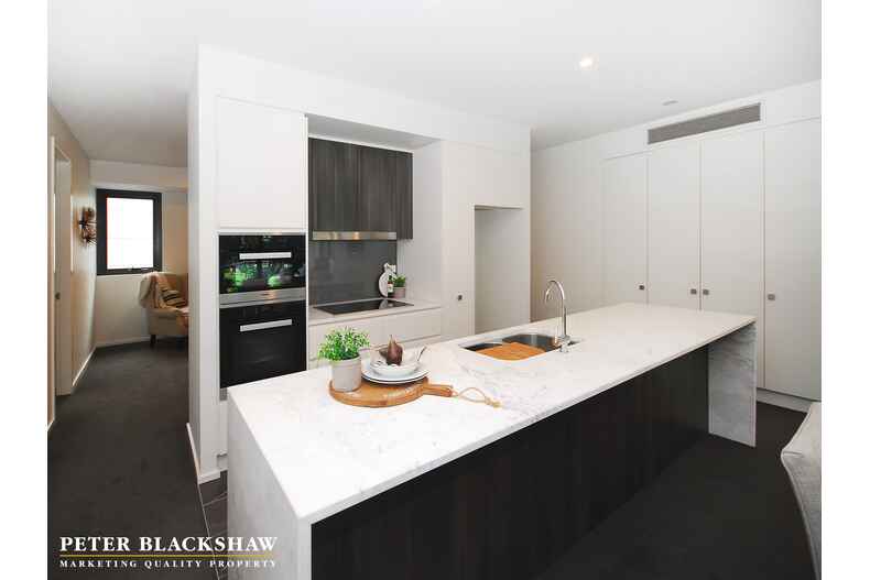 25/18 Austin Street Griffith