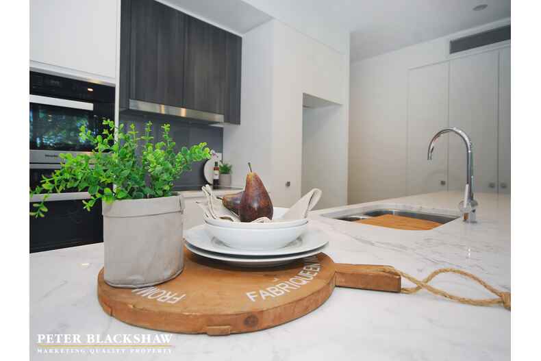 25/18 Austin Street Griffith