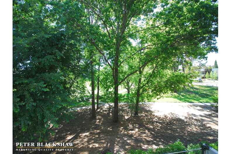 25/18 Austin Street Griffith