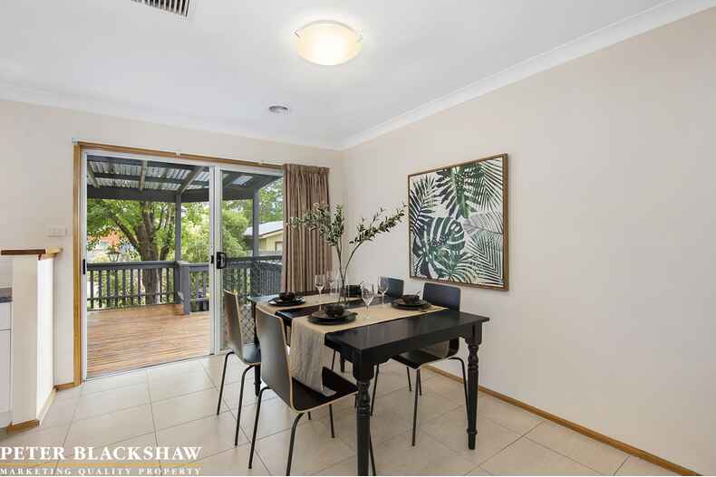 28 Castieau Street Higgins 28 Castieau Street Higgins