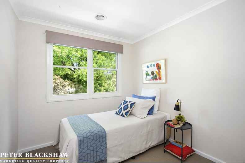 28 Castieau Street Higgins 28 Castieau Street Higgins