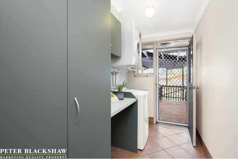 28 Castieau Street Higgins 28 Castieau Street Higgins