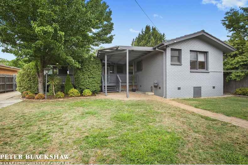 28 Castieau Street Higgins 28 Castieau Street Higgins