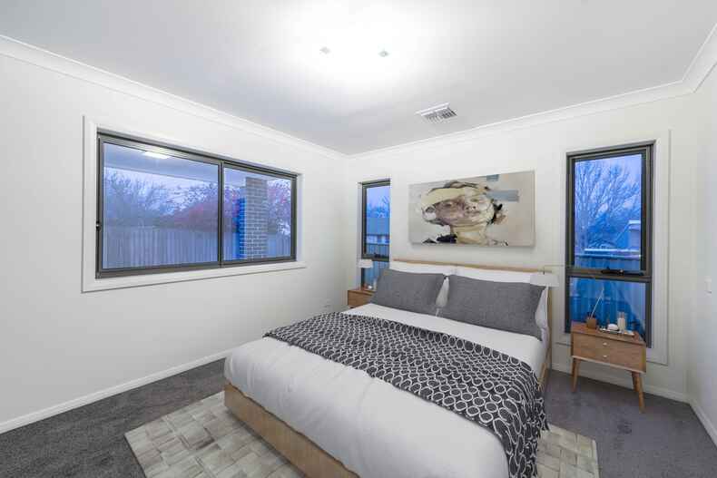 73 Sturt Avenue Narrabundah 73 Sturt Avenue Narrabundah