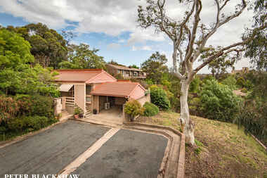 12 Menkens Court Swinger Hill