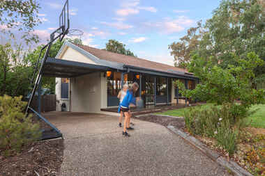 2 Mewton Place Melba