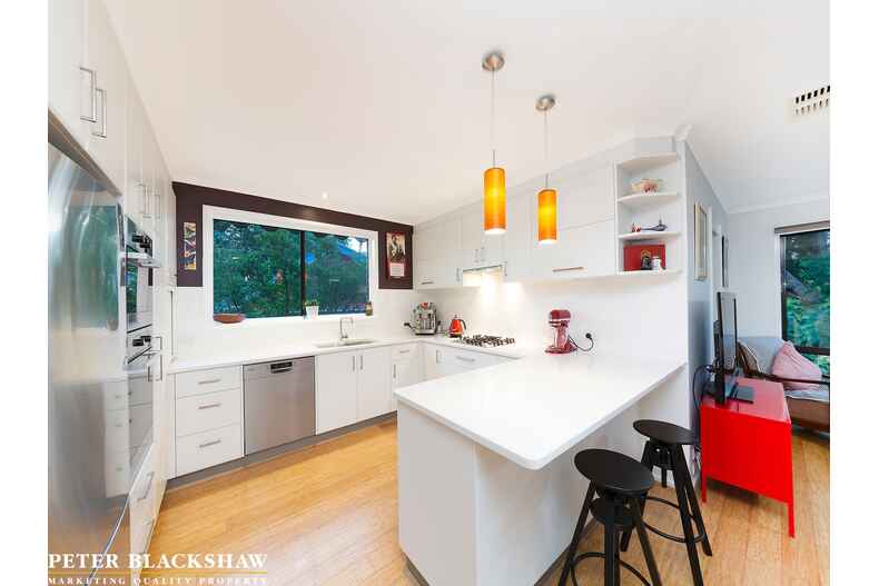 2 Mewton Place Melba 2 Mewton Place Melba