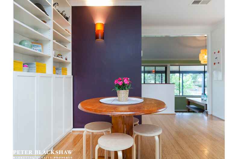 2 Mewton Place Melba 2 Mewton Place Melba