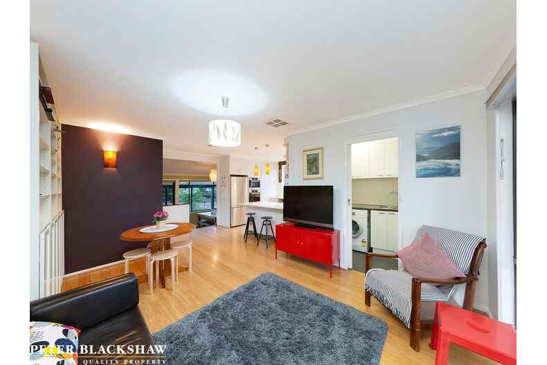 2 Mewton Place Melba 2 Mewton Place Melba