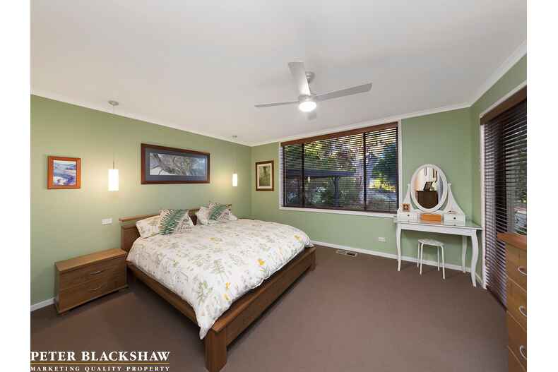 2 Mewton Place Melba 2 Mewton Place Melba