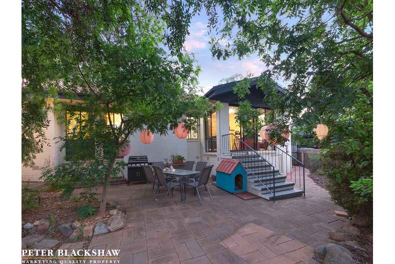 2 Mewton Place Melba 2 Mewton Place Melba