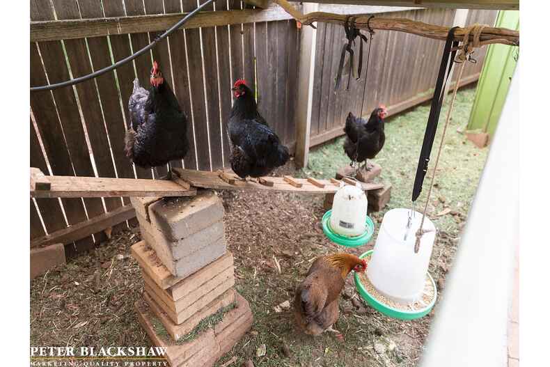 2 Mewton Place Melba 2 Mewton Place Melba