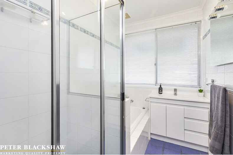 12 Poole Place Latham 12 Poole Place Latham