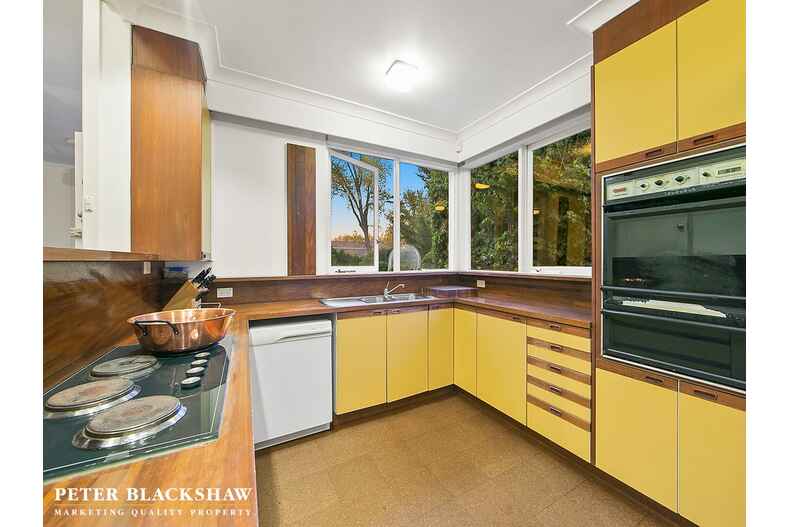 11 Barkly Crescent Forrest