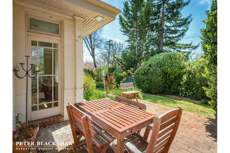 11 Barkly Crescent Forrest