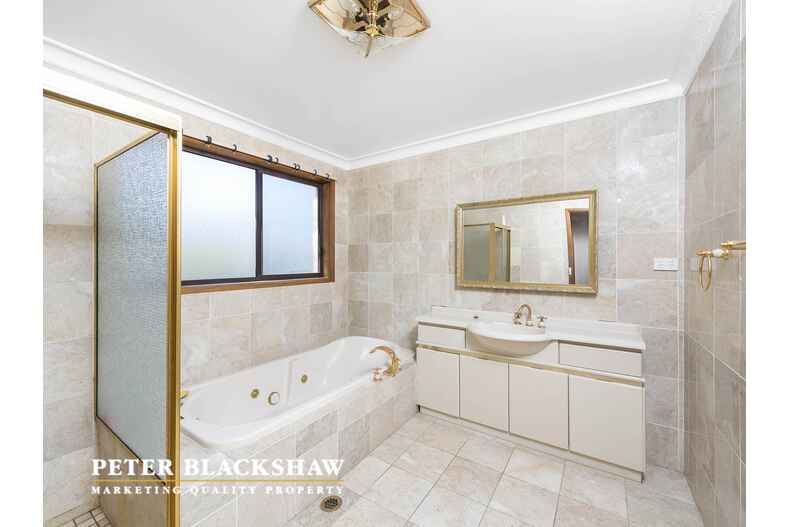 10 Crommelin Place Chisholm 10 Crommelin Place Chisholm