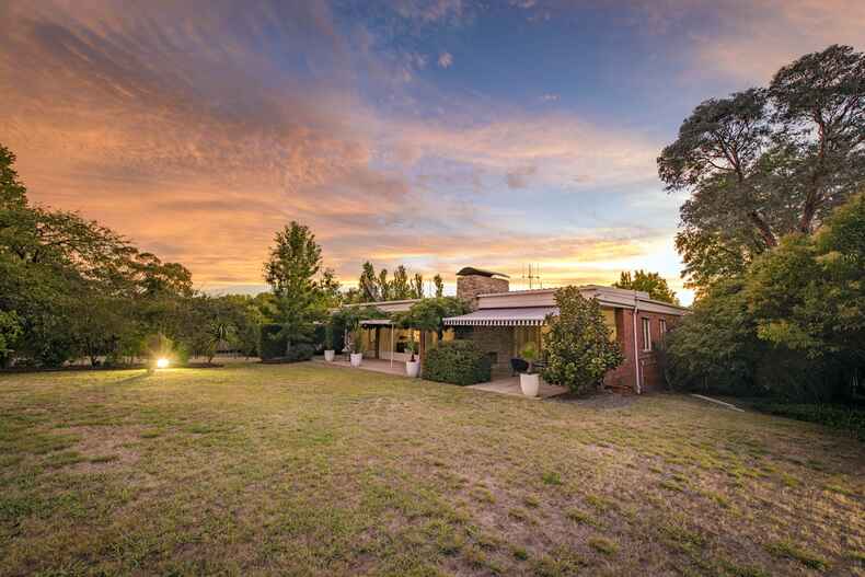 115 Schlich Street Yarralumla