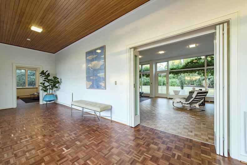 115 Schlich Street Yarralumla 115 Schlich Street Yarralumla