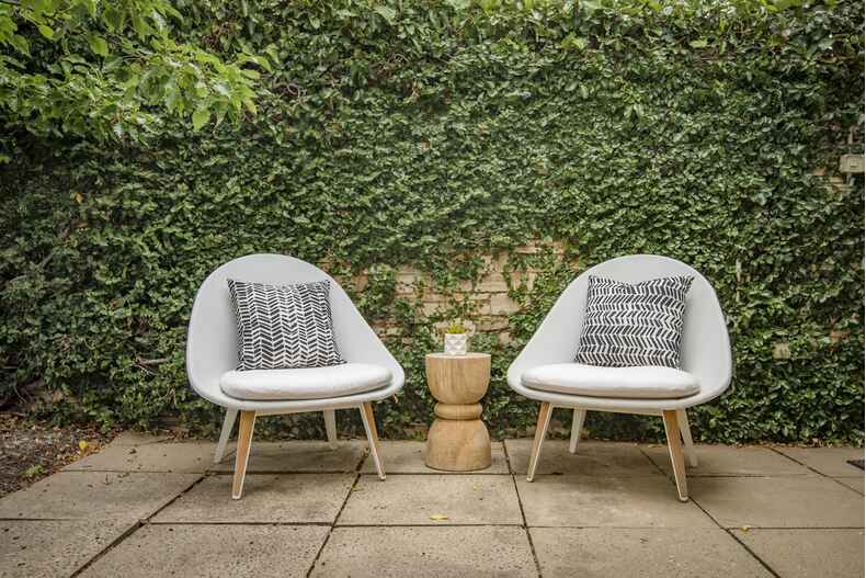 115 Schlich Street Yarralumla 115 Schlich Street Yarralumla