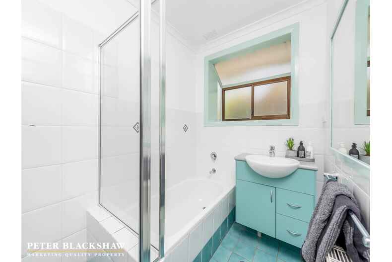 19 Spafford Crescent Farrer 19 Spafford Crescent Farrer