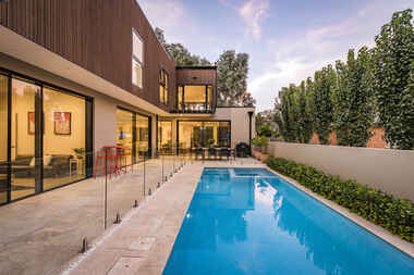 18 Schomburgk Street Yarralumla