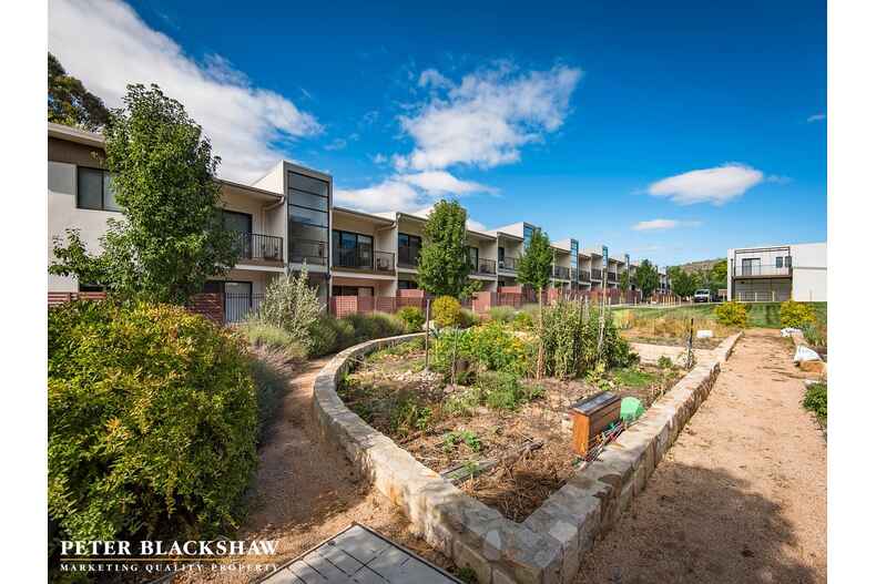 8/39 Jerrabomberra Avenue Narrabundah