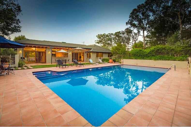 24 Holmes Crescent Campbell