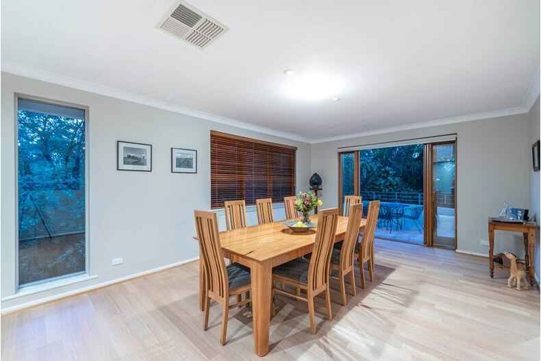 24 Holmes Crescent Campbell